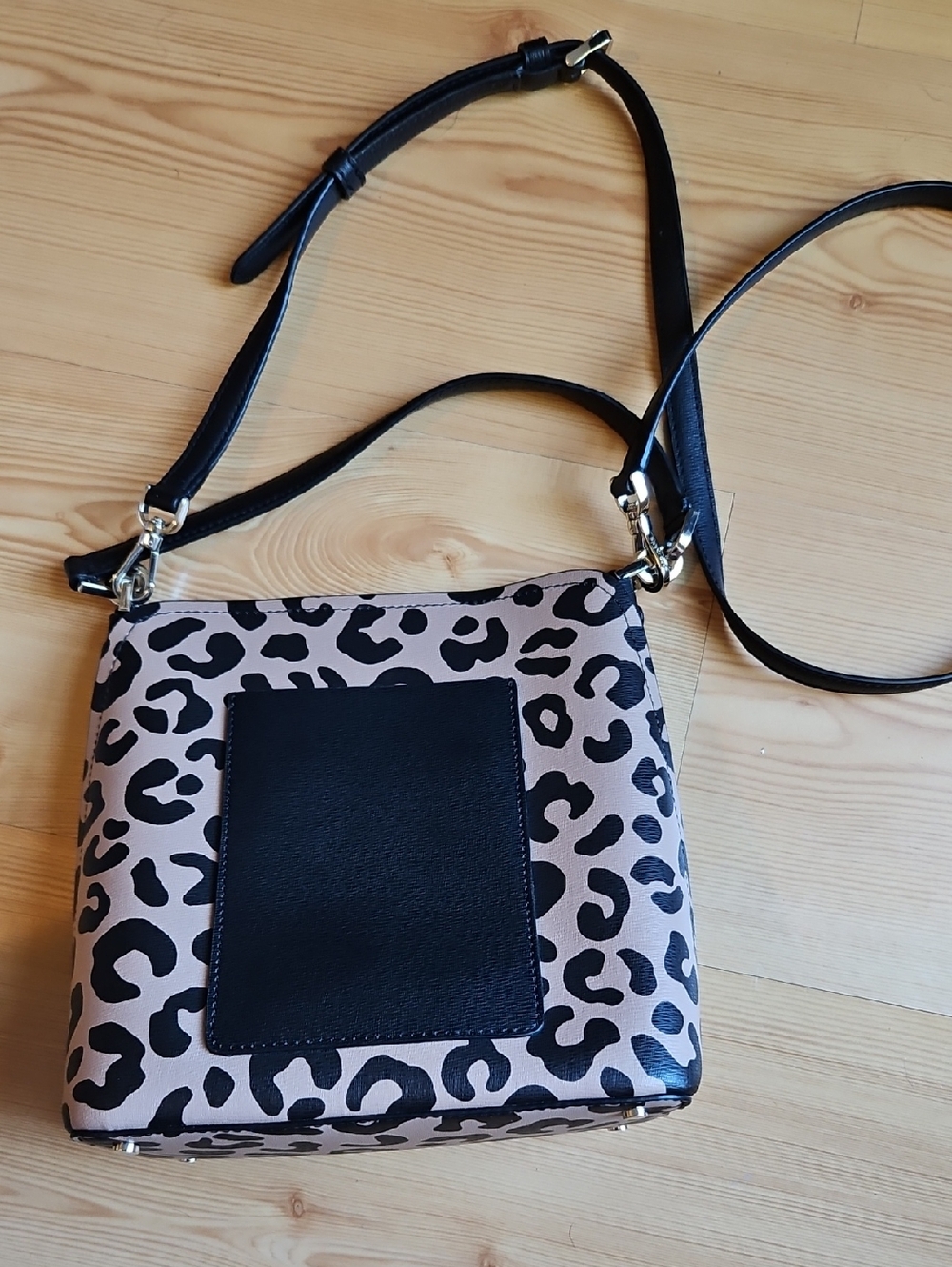 Kate Spade Leopard Print Crossbody Bag in Black & Cream - Picture 3 of 4